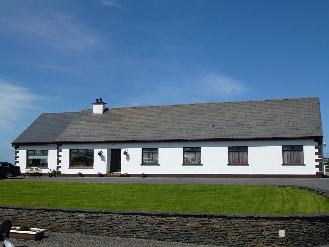 Cois Farraige Bed & Breakfast Lahinch Exterior photo